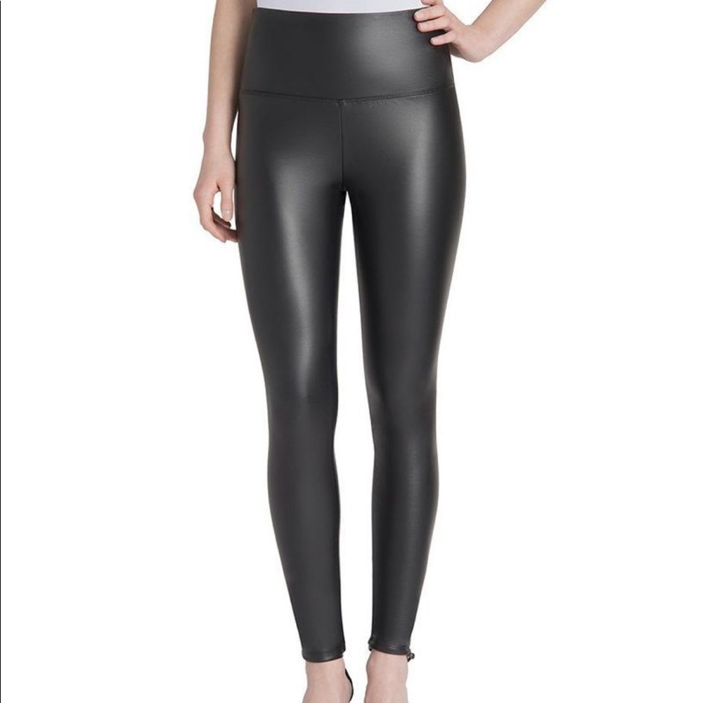 Women’s leather leggings